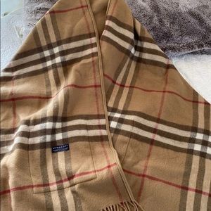 Burberry st. Helene scarf/wrap